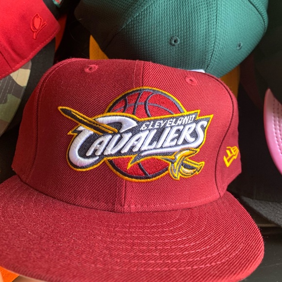 🔥🔥🔥 Bundle of 3 New Unworn Snapbacks - Picture 3 of 6